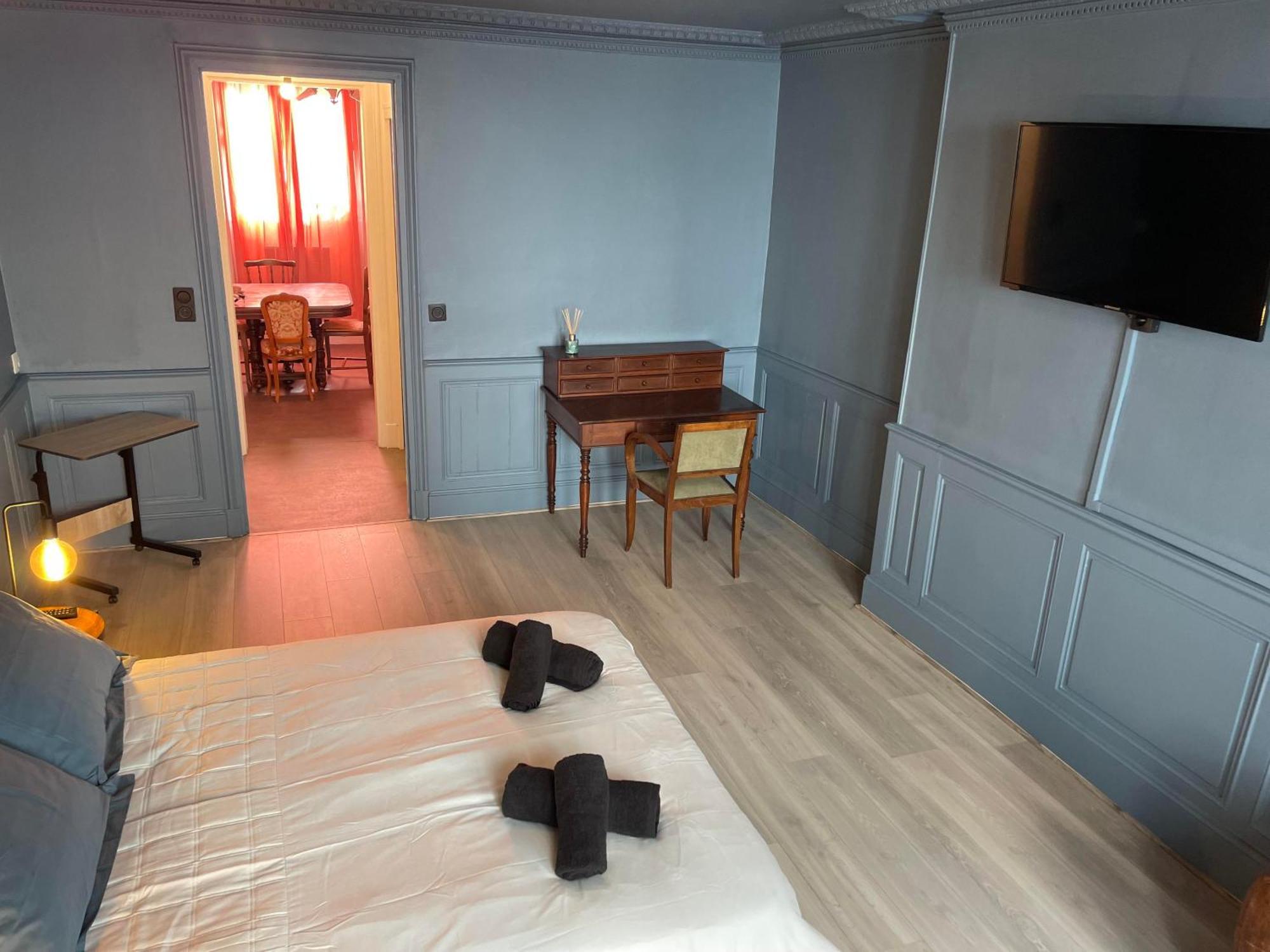 Appartement Chic & Baroque 5 Min Centre Ville Et Bord De Vienne ليموج المظهر الخارجي الصورة